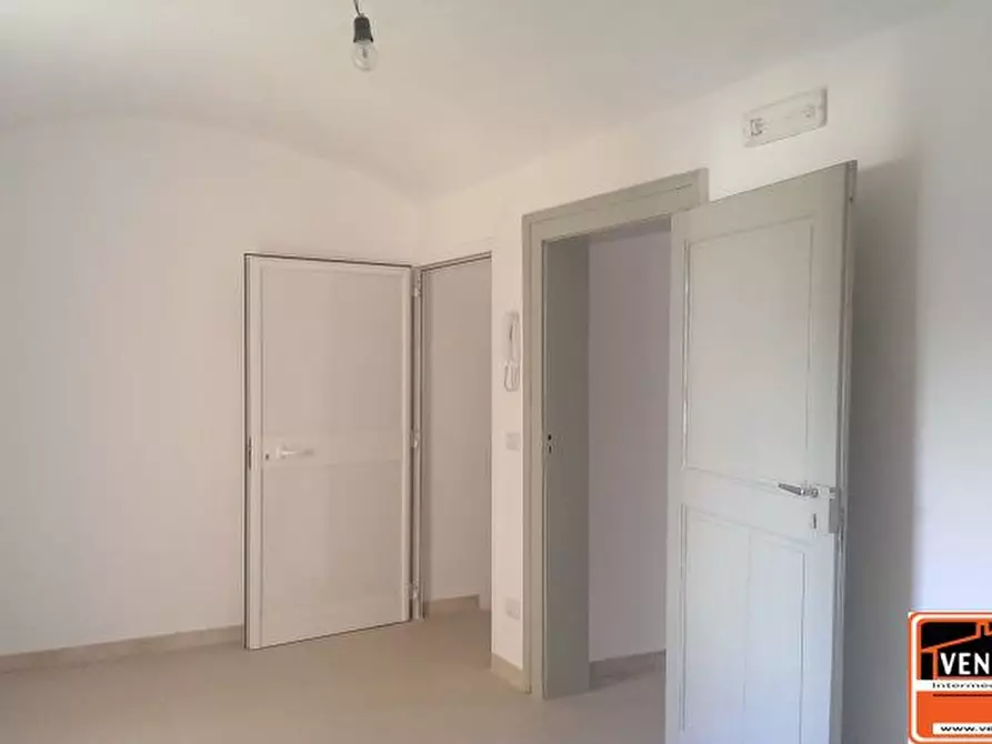 Immagine 1 di Casa indipendente in vendita  a Adelfia