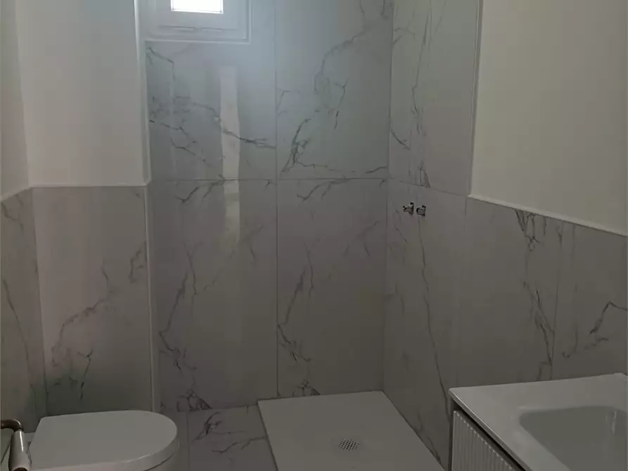 Immagine 5 di Appartamento in vendita  34 a Acquaviva Delle Fonti