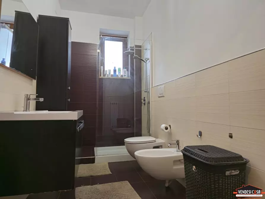 Immagine 5 di Appartamento in vendita  a Adelfia