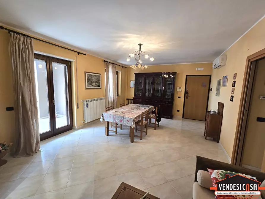 Immagine 4 di Appartamento in vendita  10 a Adelfia