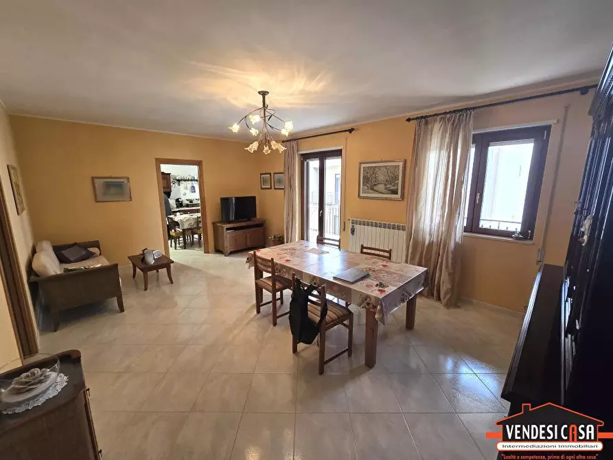 Immagine 2 di Appartamento in vendita  10 a Adelfia