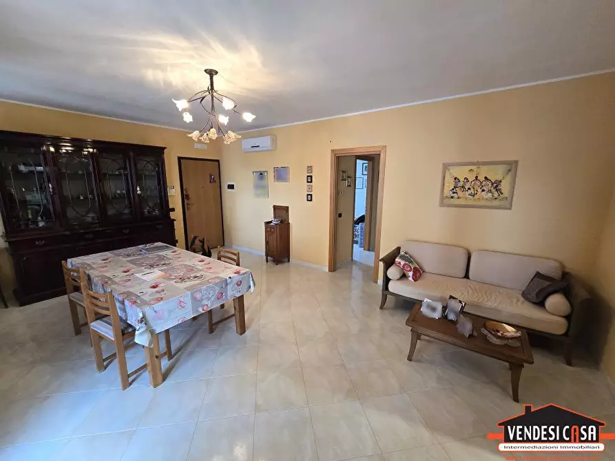 Immagine 5 di Appartamento in vendita  10 a Adelfia