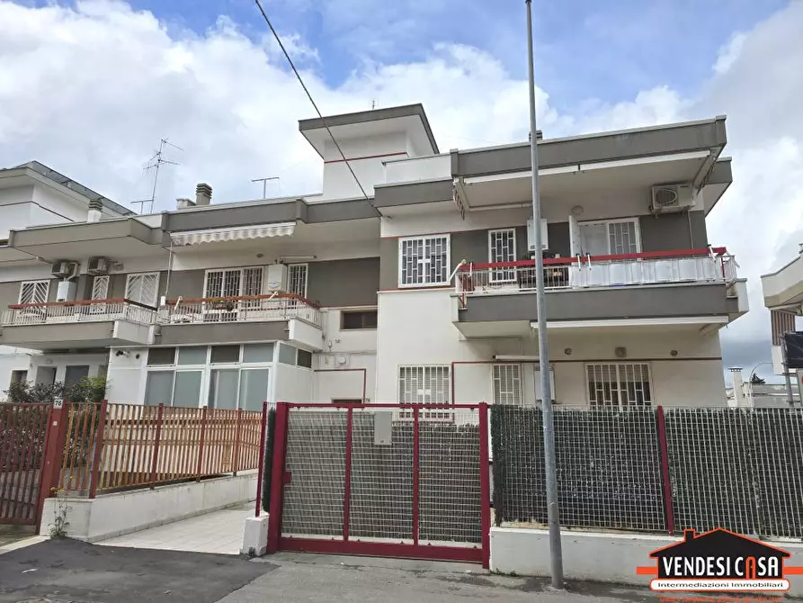 Immagine 1 di Appartamento in vendita  78 a Adelfia