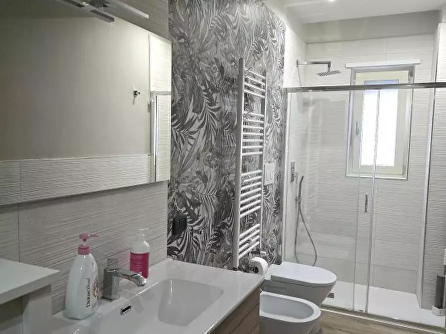 Immagine 10 di Appartamento in vendita  17 a Adelfia