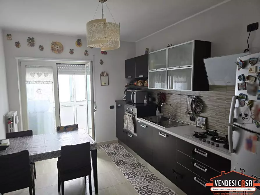 Immagine 6 di Appartamento in vendita  17 a Adelfia