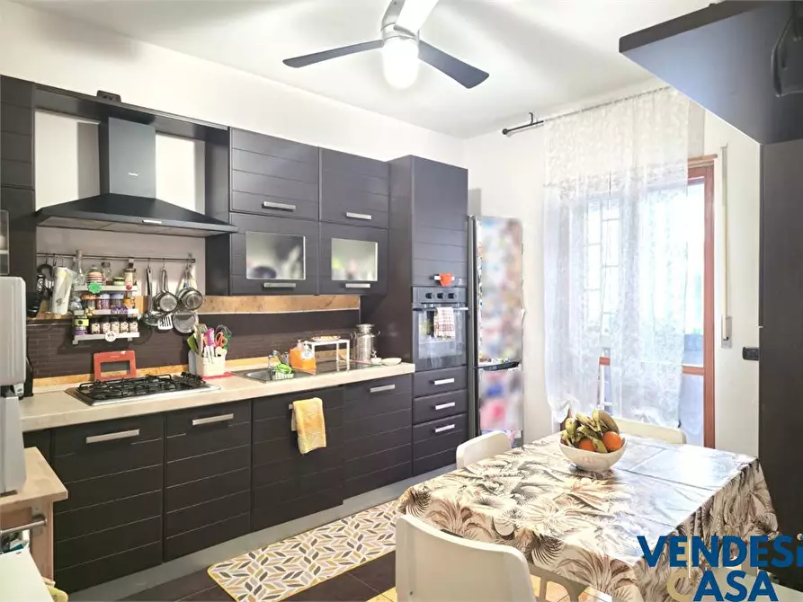 Immagine 5 di Appartamento in vendita  27 a Adelfia