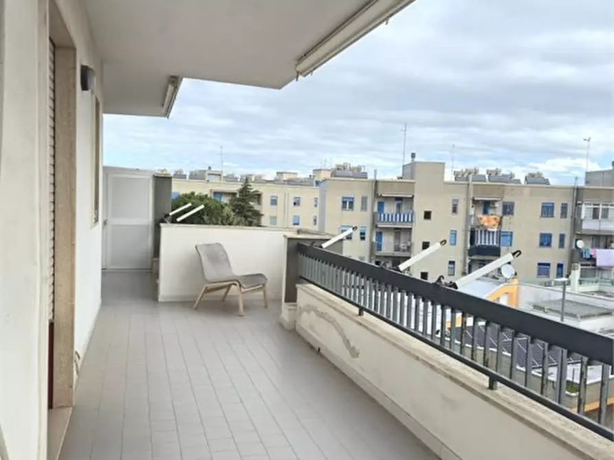 Immagine 9 di Appartamento in vendita  4 a Adelfia