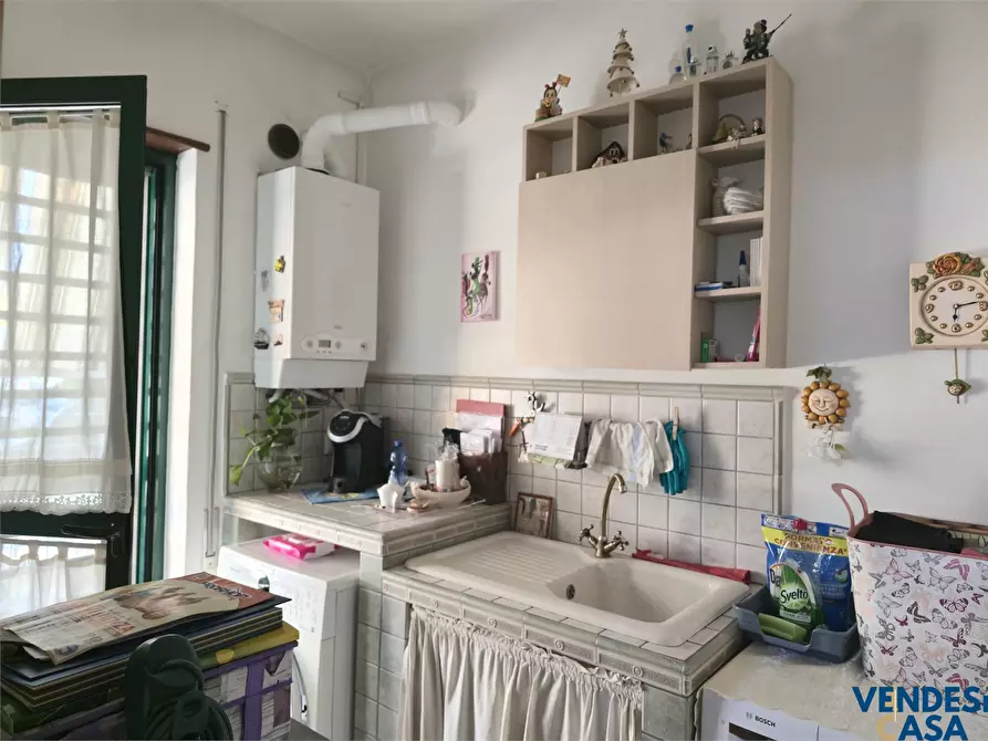 Immagine 9 di Appartamento in vendita  46 a Adelfia