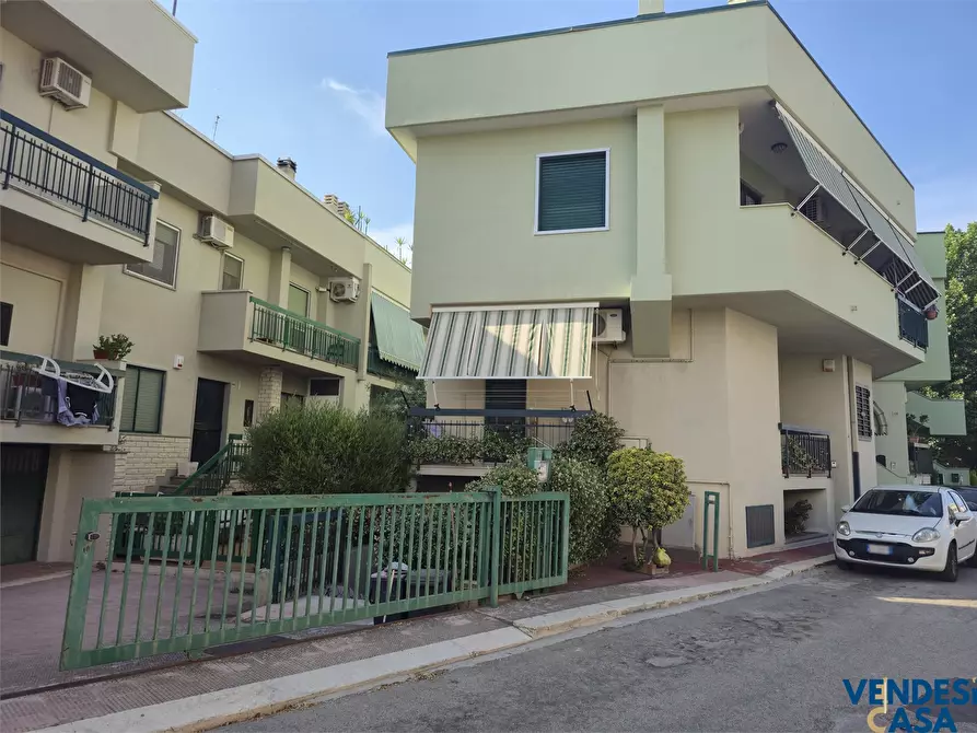 Immagine 4 di Appartamento in vendita  46 a Adelfia