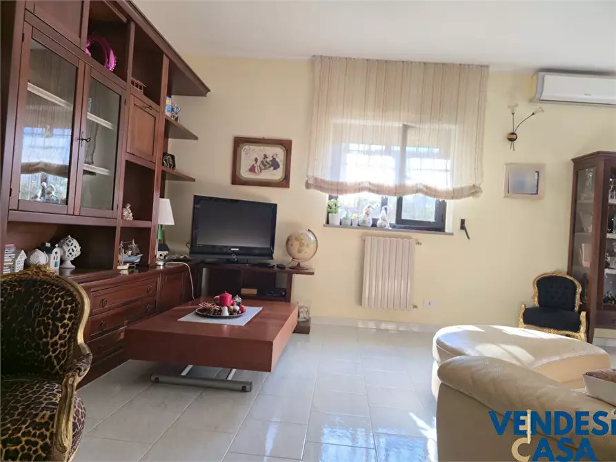 Immagine 10 di Appartamento in vendita  22 a Adelfia