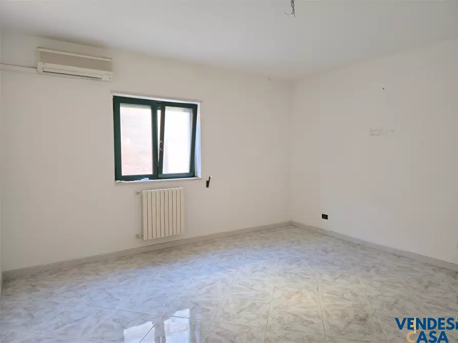 Immagine 9 di Appartamento in vendita  8 a Adelfia