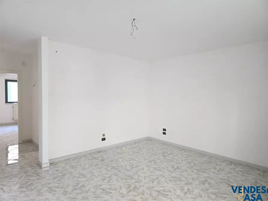 Immagine 4 di Appartamento in vendita  8 a Adelfia