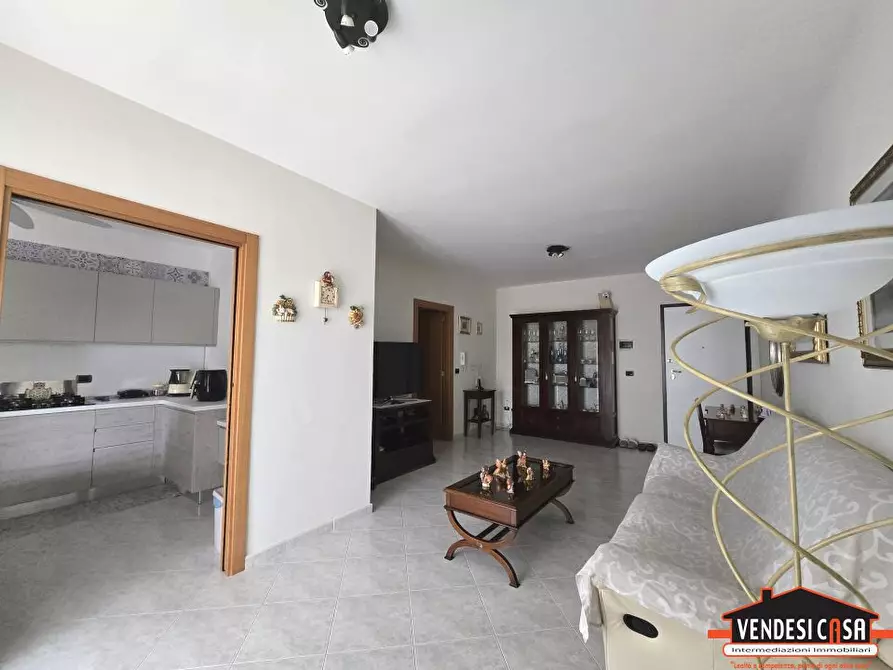 Immagine 7 di Appartamento in vendita  21 a Valenzano