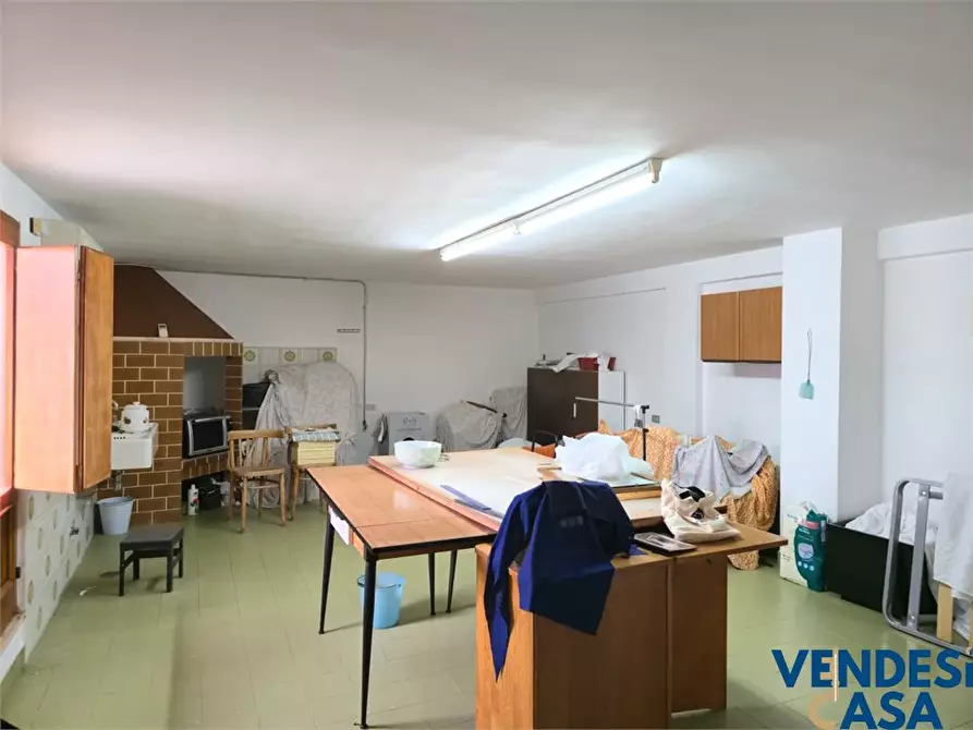 Immagine 10 di Casa indipendente in vendita  23 a Adelfia