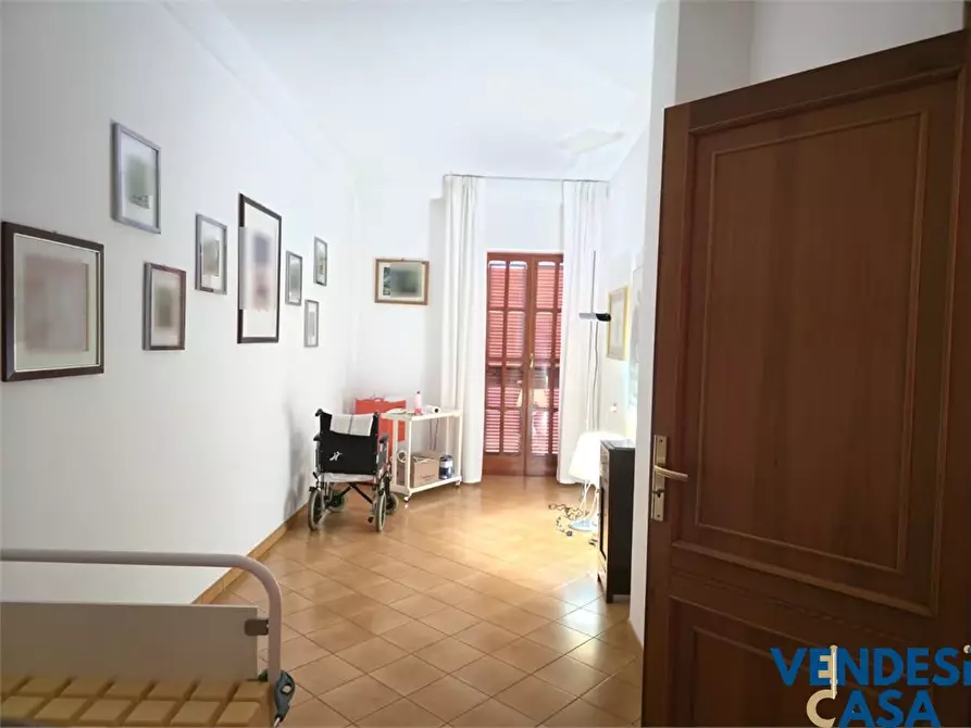 Immagine 7 di Casa indipendente in vendita  23 a Adelfia