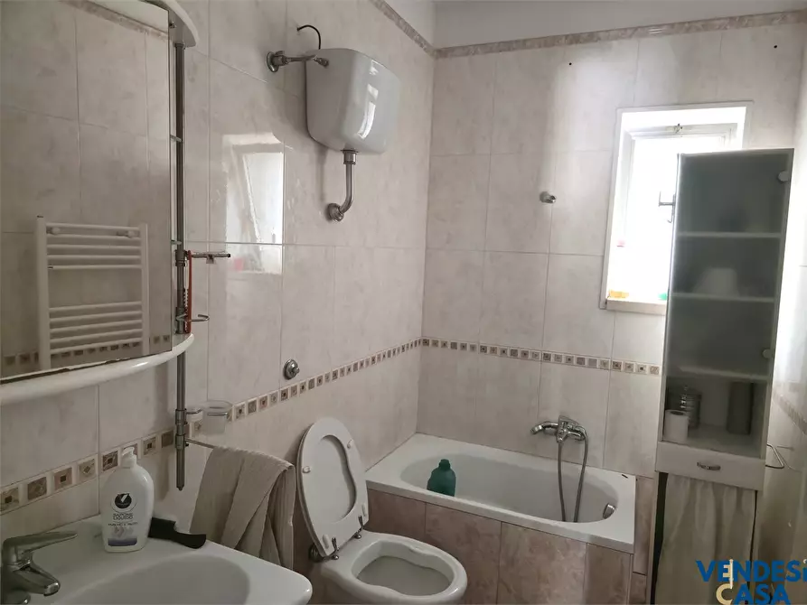 Immagine 6 di Casa indipendente in vendita  31 a Adelfia