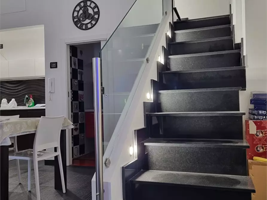 Immagine 9 di Casa indipendente in vendita  4 a Adelfia
