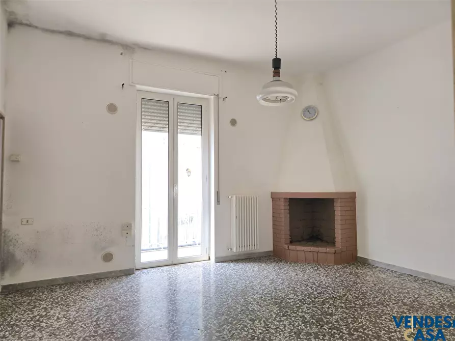 Immagine 2 di Casa indipendente in vendita  24 a Adelfia