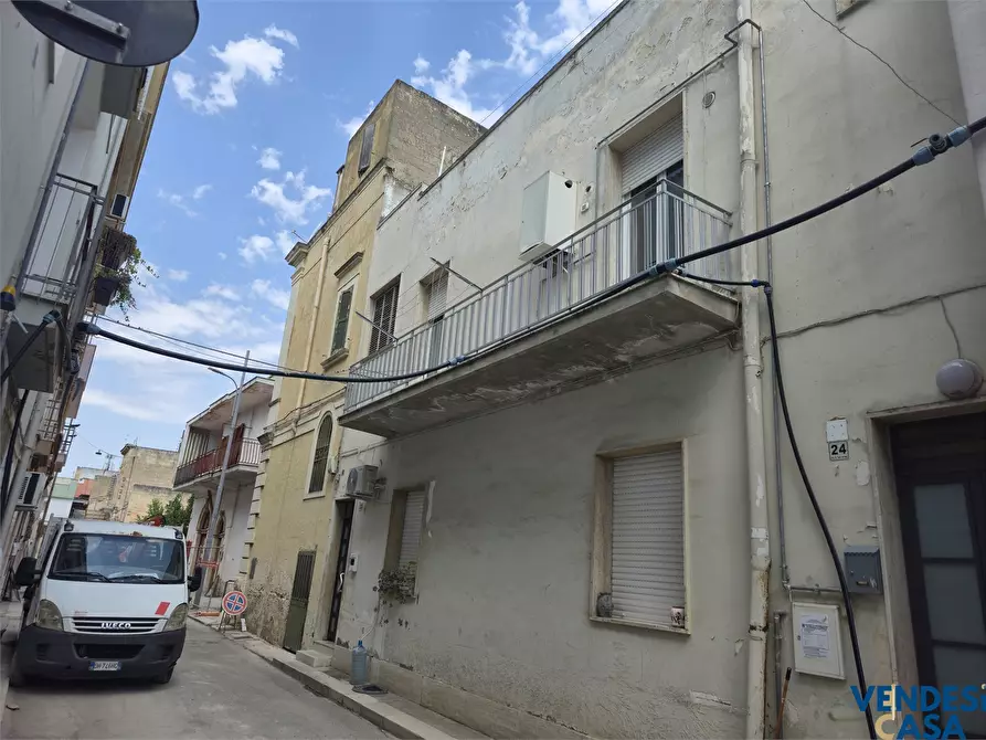 Immagine 1 di Casa indipendente in vendita  24 a Adelfia
