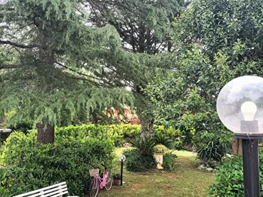 Immagine 7 di Villa in vendita  a Grumo Appula