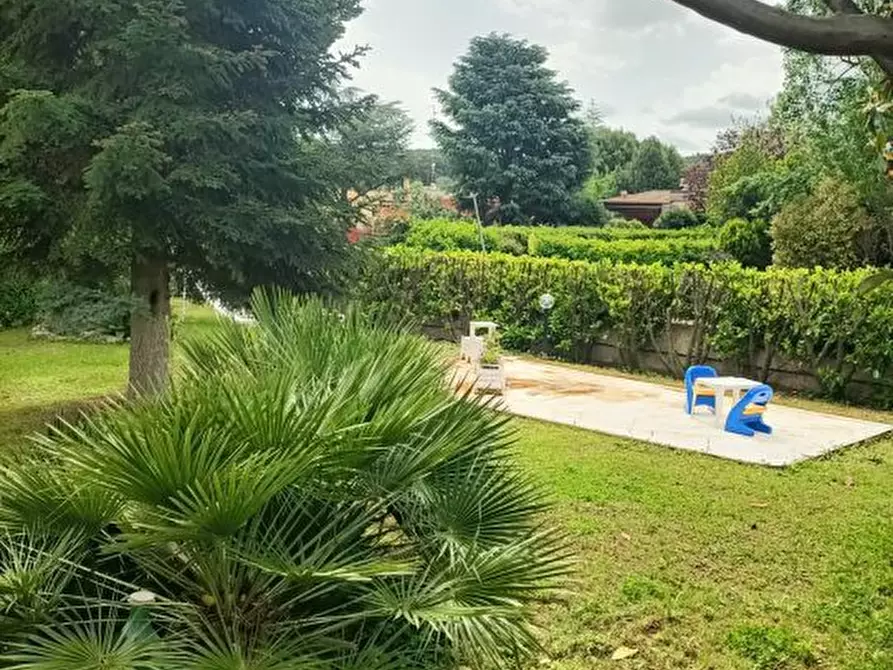 Immagine 3 di Villa in vendita  a Grumo Appula