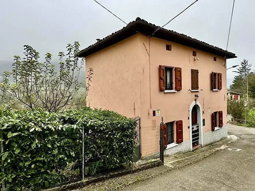 Immagine 2 di Casa indipendente in vendita  4 a Castel D'aiano