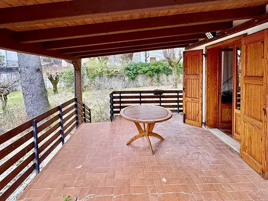 Immagine 9 di Casa indipendente in vendita  a Lizzano In Belvedere