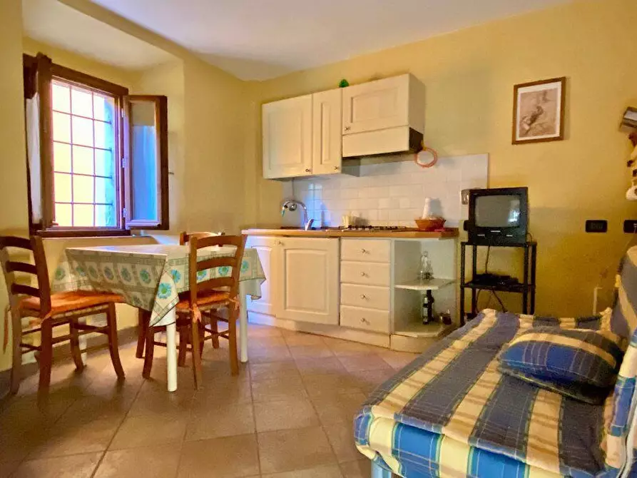 Immagine 5 di Casa semindipendente in vendita  a Lizzano In Belvedere