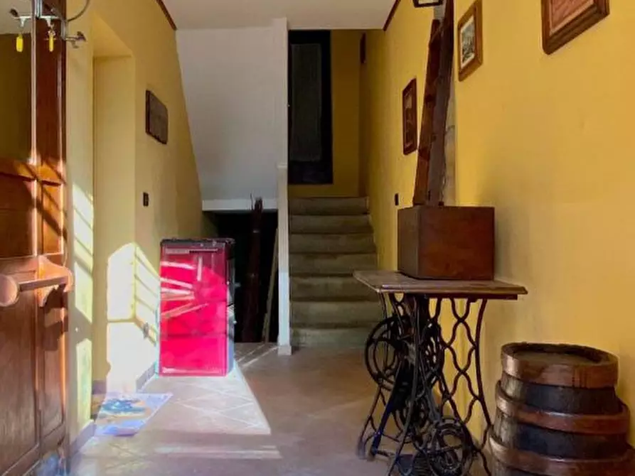 Immagine 4 di Casa semindipendente in vendita  a Lizzano In Belvedere