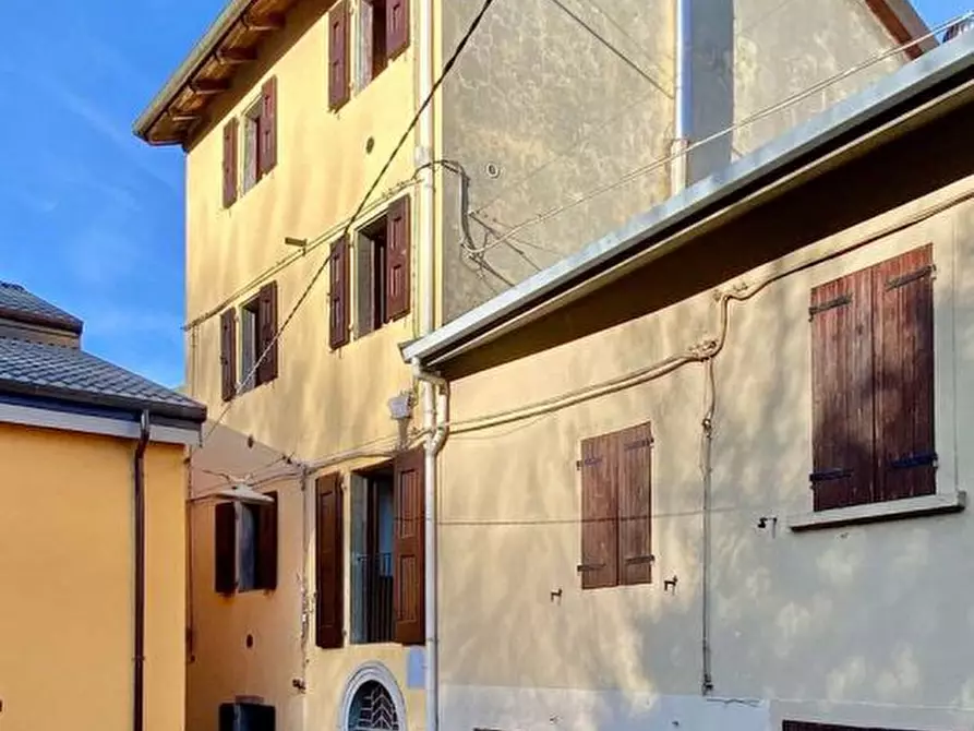 Immagine 3 di Casa semindipendente in vendita  a Lizzano In Belvedere
