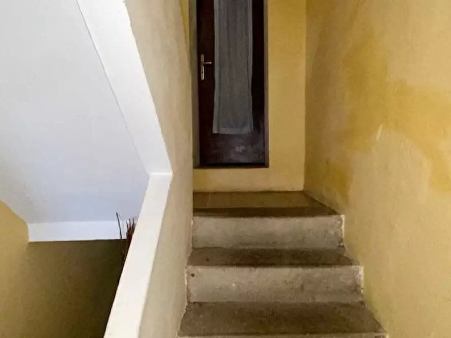 Immagine 10 di Casa semindipendente in vendita  a Lizzano In Belvedere