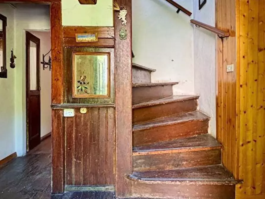 Immagine 8 di Casa semindipendente in vendita  a Alto Reno Terme