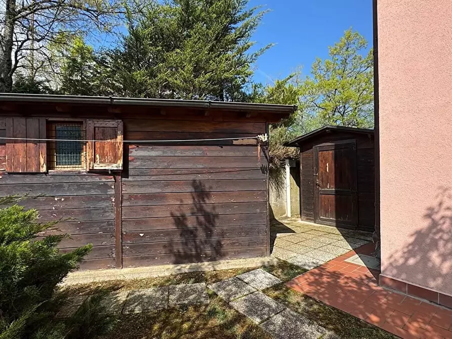 Immagine 8 di Casa semindipendente in vendita  a Castel Di Casio