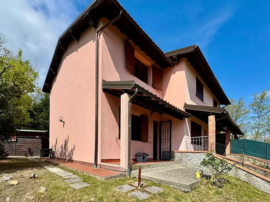 Immagine 6 di Casa semindipendente in vendita  a Castel Di Casio