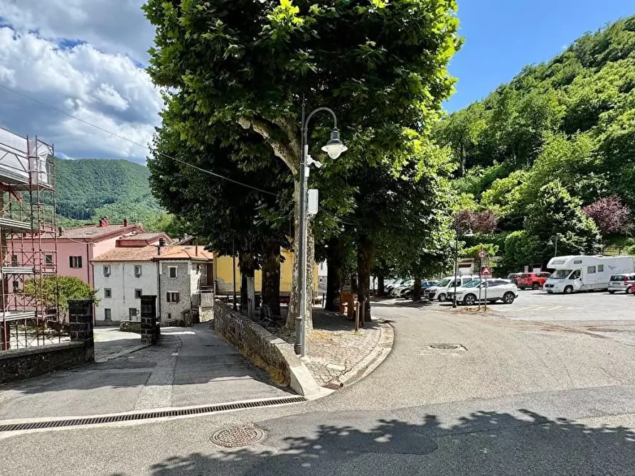 Immagine 2 di Casa semindipendente in vendita  a Sambuca Pistoiese