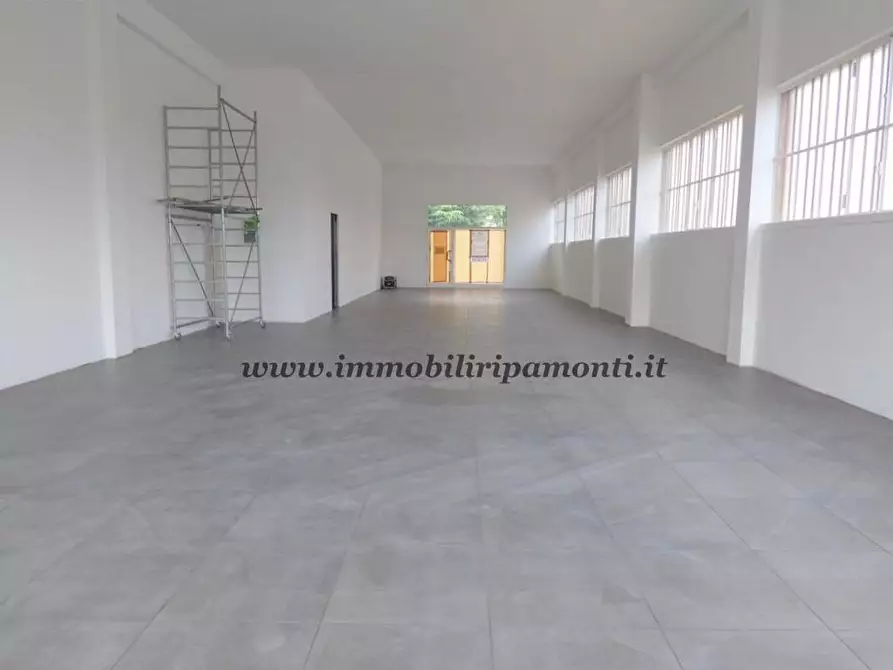 Immagine 5 di Attività artigianale in vendita  26 a Lecco