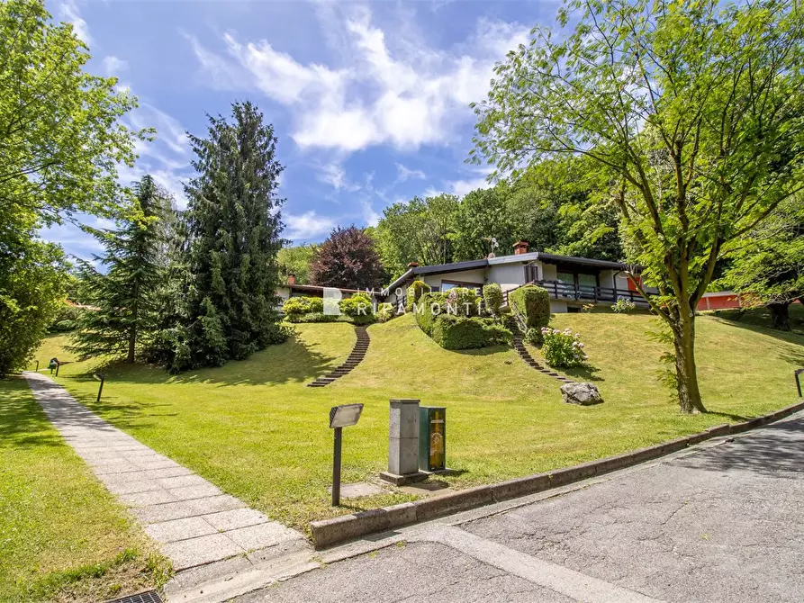 Immagine 9 di Villa in affitto  7 a Galbiate