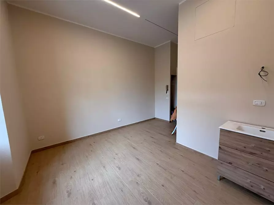 Immagine 2 di Appartamento in vendita  a Lecco