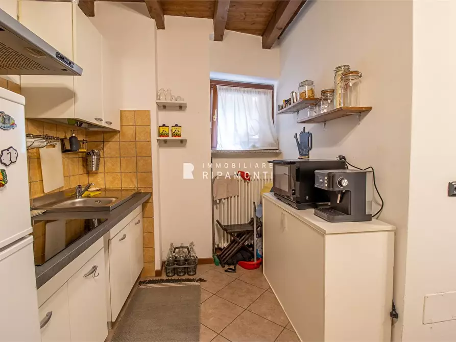 Immagine 8 di Appartamento in vendita  6 a Colle Brianza