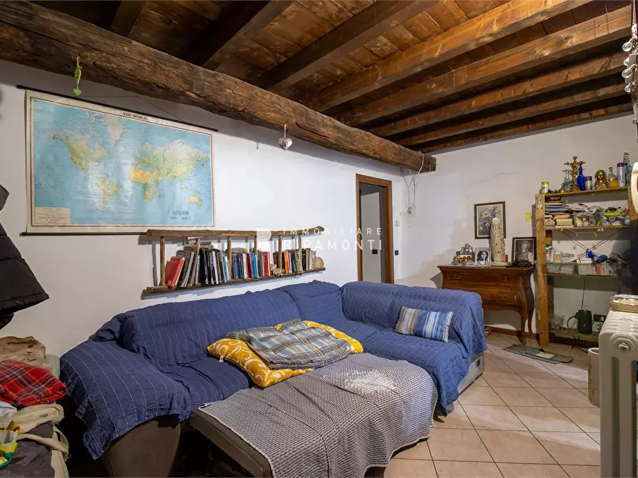 Immagine 9 di Appartamento in vendita  6 a Colle Brianza
