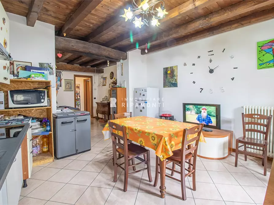 Immagine 6 di Appartamento in vendita  6 a Colle Brianza