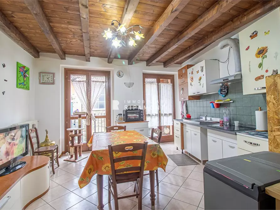 Immagine 8 di Appartamento in vendita  6 a Colle Brianza