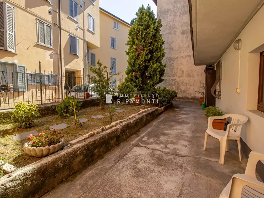 Immagine 10 di Appartamento in vendita  a Oggiono