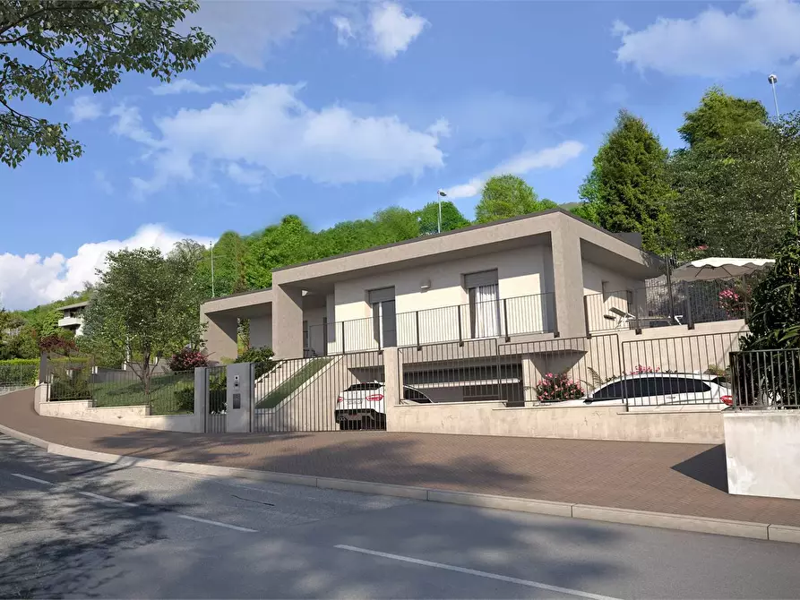 Immagine 2 di Villa in vendita  6 a Ello