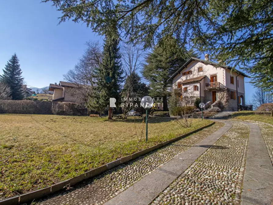 Immagine 2 di Villa in vendita  14 a Cremeno
