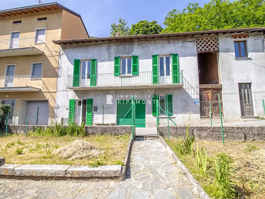 Immagine 3 di Villa in vendita  2 a Civate