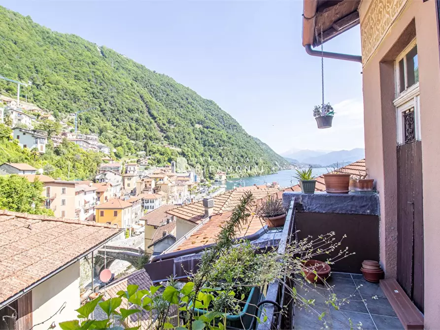 Immagine 7 di Villetta a schiera in vendita  131 a Argegno