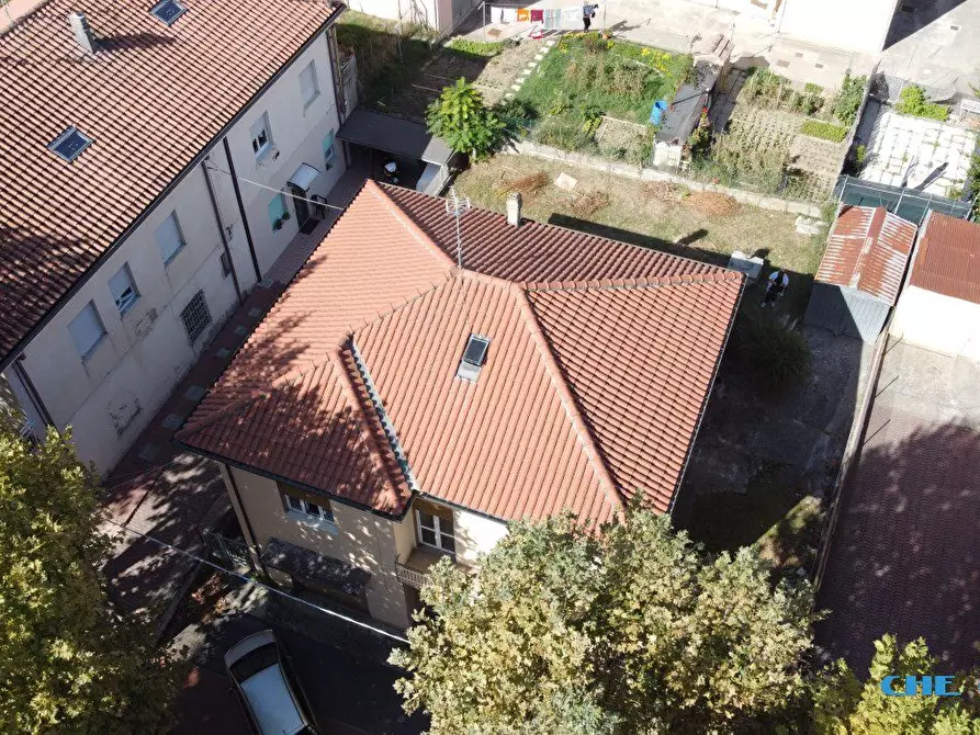 Immagine 1 di Villa in vendita  10 a Coriano