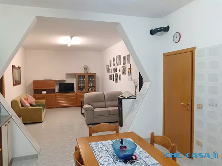 Immagine 1 di Appartamento in vendita  a Tavoleto