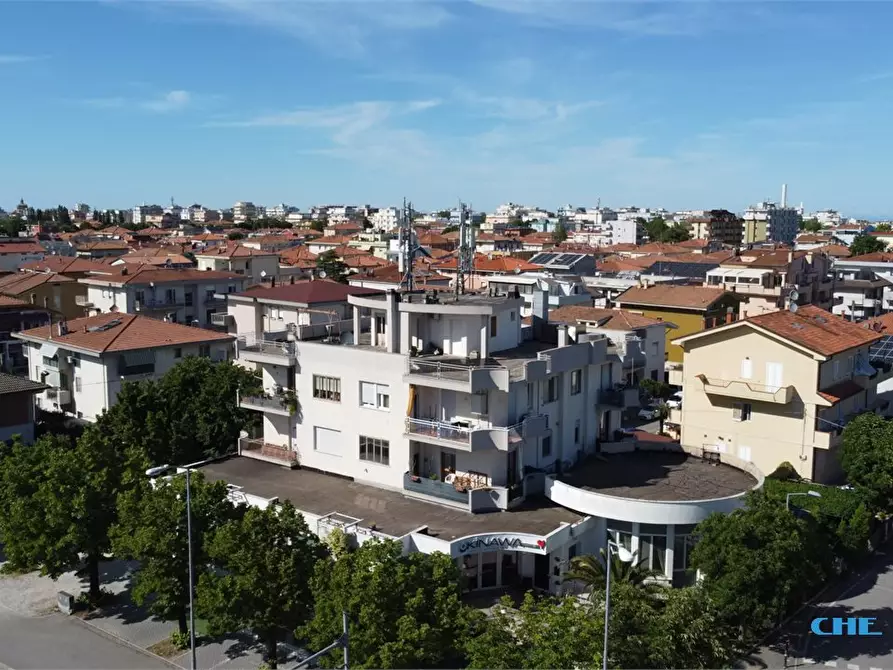 Immagine 1 di Appartamento in vendita  a Rimini